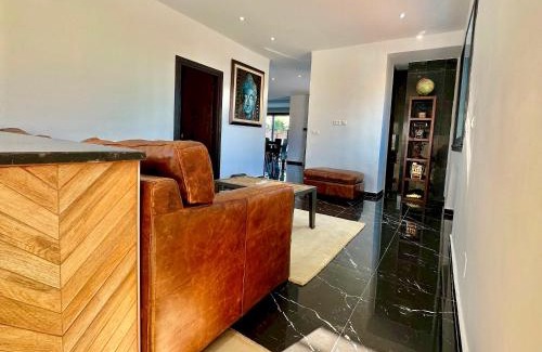 Gammarth Apartment | Gammarth Touristique piscine commune bord de mer