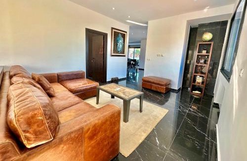 Gammarth Apartment | Gammarth Touristique piscine commune bord de mer