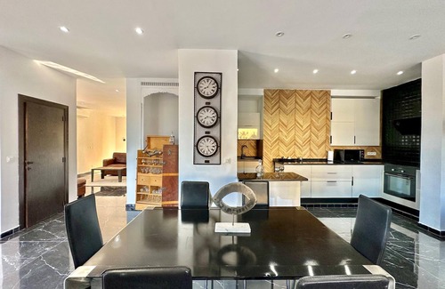 Gammarth Apartment | Gammarth Touristique piscine commune bord de mer