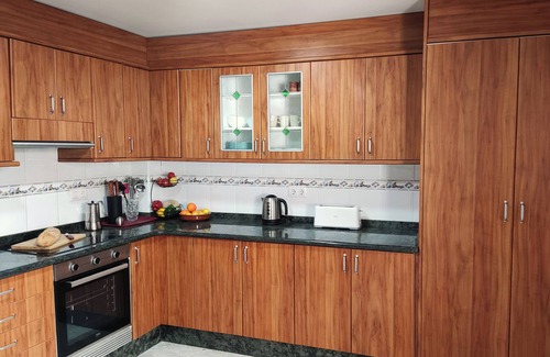 Gandia Apartment | Gandia spacious ground floor flat close to shops, bars, bus & centrally located