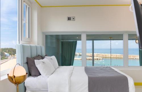 Jumunjin-eup House | Gangneung Stay Q9