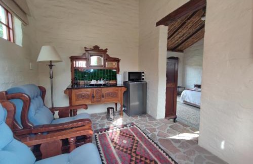 Nieu-Bethesda House | Ganora Guest Farm, Camping and Excursions