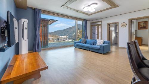 Sang House | Gapyeong Mois