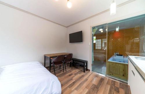 Sang House | Gapyeong Ohneulharu Spa Pension Pet friendly