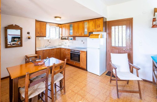 Frangokastellon House | Garbis - Walk To Beach - AC WIFI
