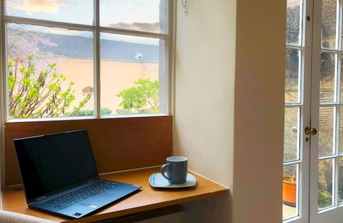 New Town Apartment | Garden 2-storey luxury 3-bedroom apartment between New Town and Stockbridge