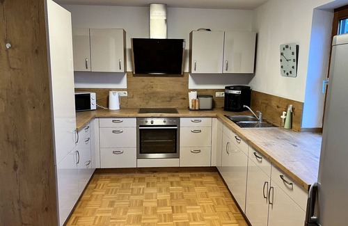 Tutzing Apartment | Garden apartment Seppi for 4 persons