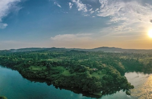 Jinja Cabin | Garden Cabin on the Nile - Hornbill