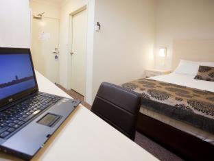 Narrabundah Hotel | Garden City Hotel, Best Western Signature Collection