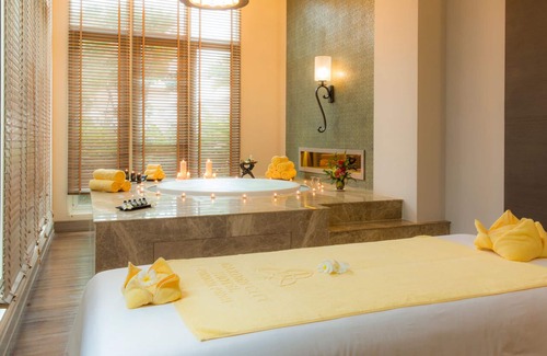 Mukh Kampul Hotel | Garden City Hotel
