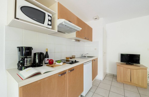 Lissieu House | Garden & City Lyon Lissieu