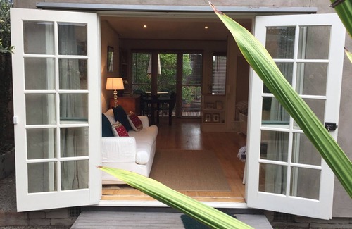 Saint Kilda South Cottage | Garden Cottage St Kilda