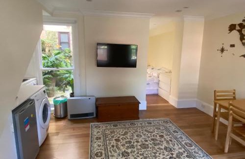 North Sydney House | Garden flat, NORTH SYDNEY