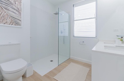 Mount Standfast Apartment | Garden Grove