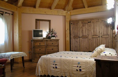 Carrizo De La Ribera House | Garden House Hotel