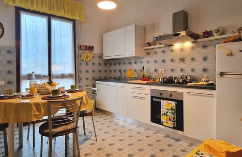 Torre del Lago Puccini House | Garden House with Parking by BelcantoVillas