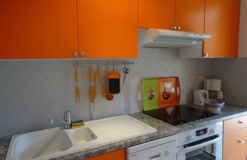 Cavaliere Apartment | Garden level, quiet, 4 people, garden terrace, Wifi, parking, beach 600m