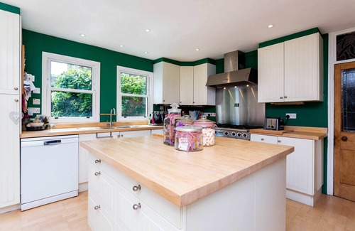 Stockwell House | Garden Living, by Veeve