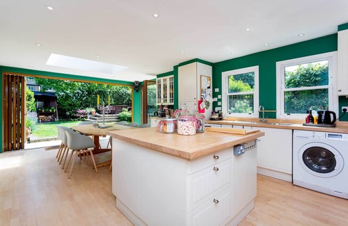 Stockwell House | Garden Living, by Veeve