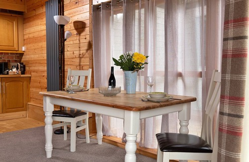 Craven Arms Cottage | Garden Lodge