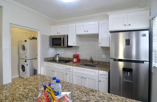 Eastwood Park Apartment | Garden of Bliss#3, Your Home away from Home