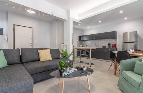 Kinosargous Apartment | Garden of Eden in Koukaki