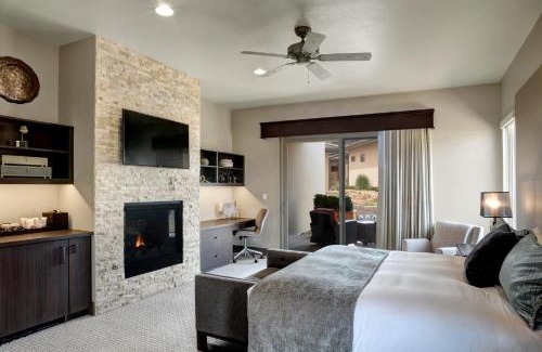 West Colorado Springs Hotel | Garden of the Gods Resort & Club