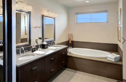 West Colorado Springs Hotel | Garden of the Gods Resort & Club