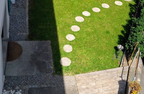 Horgen District Apartment | Garden suite located near lake, train station, shops and restaurants