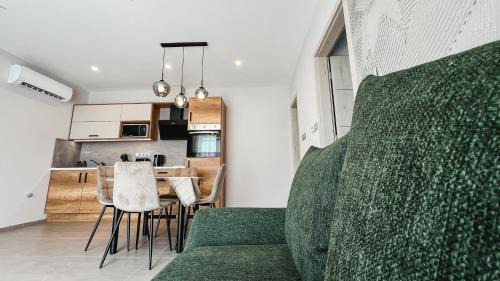 Kiskunmajsa Apartment | Garden Vendégház
