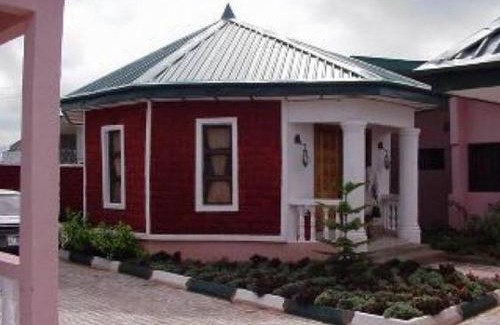 Asaba Cabin | Garentiti Apartment - Silver Room in Asaba, Nigeria