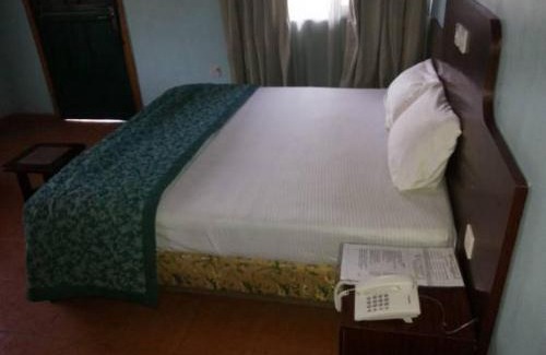 Asaba Cabin | Garentiti Apartment - Silver Room in Asaba, Nigeria