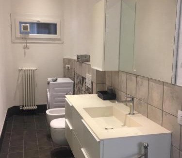 Angera House | Garibaldi 1