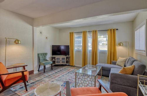 Northtown House | Garland Bungalow Full Kitchen Laundry Set Yard