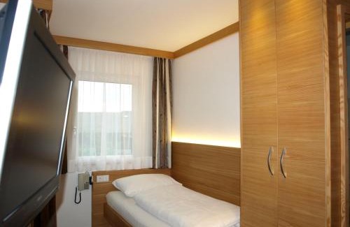 Selva di Val Gardena Bed & Breakfast | Garni Flurida
