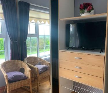 Glen of Aherlow Bed & Breakfast | Garrenmore Lodge B&B