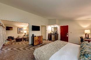 Dover Hotel | Garrison Hotel & Suites Dover-Portsmouth, an Ascend Collection Hotel