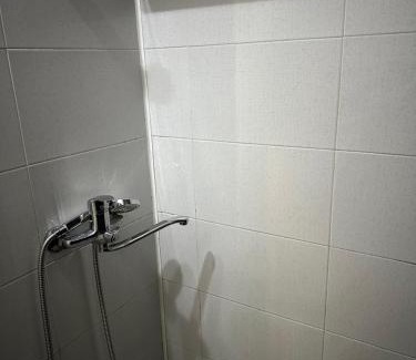 Baile Herculane Apartment | Garsoniera Aleea Trandafirilor