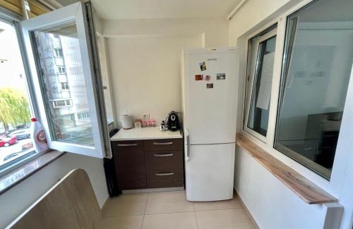Pitesti Apartment | Garsoniera moderna parcare internet