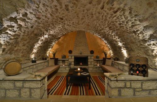 Trikolonoi House | Gartagani Guest House