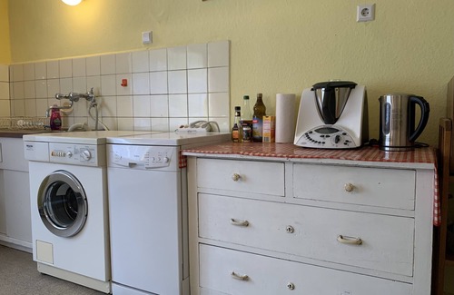Uehlingen-Birkendorf Apartment | Garten, Thermomix und Babybett