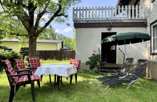 Uehlingen-Birkendorf Apartment | Garten, Thermomix und Babybett