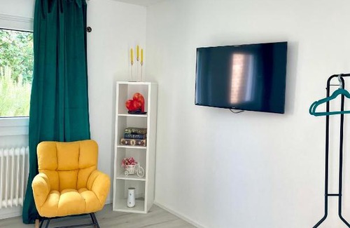Singen Apartment | Gartenparadies Fereinhaus für Entspannung oder Feierlichkeit