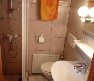 Krumpendorf am Woerther See House | Gasthof Pisl