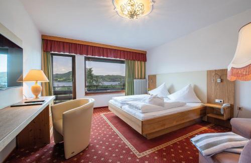 Weyregg am Attersee Hotel | Gasthof-Hotel Bramosen