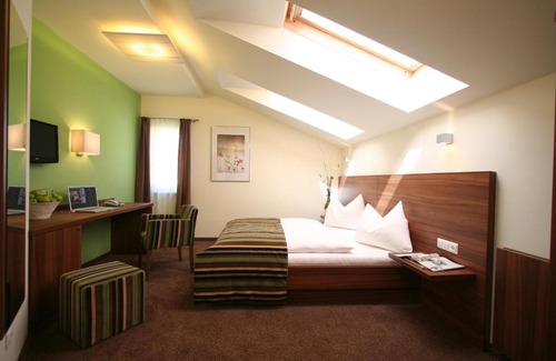 Elmberg Hotel | Gasthof & Hotel Wolfsegger