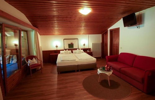 Filzmoos House | Gasthof Krahlehenhof - single room, shower, WC