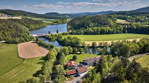 Blaibach Hotel | Gasthof Pension Fischerstüberl