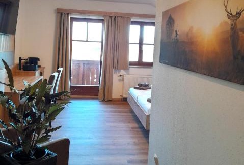 Nussdorf am Attersee Hotel | Gasthof Steinbichler
