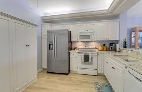 Bonita Springs Condo | Gated Community w/Heated Pool! Close to Shops, Dining & Beaches! Optional Golf & Social Membership!